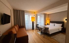Hotel Adele Am Alex